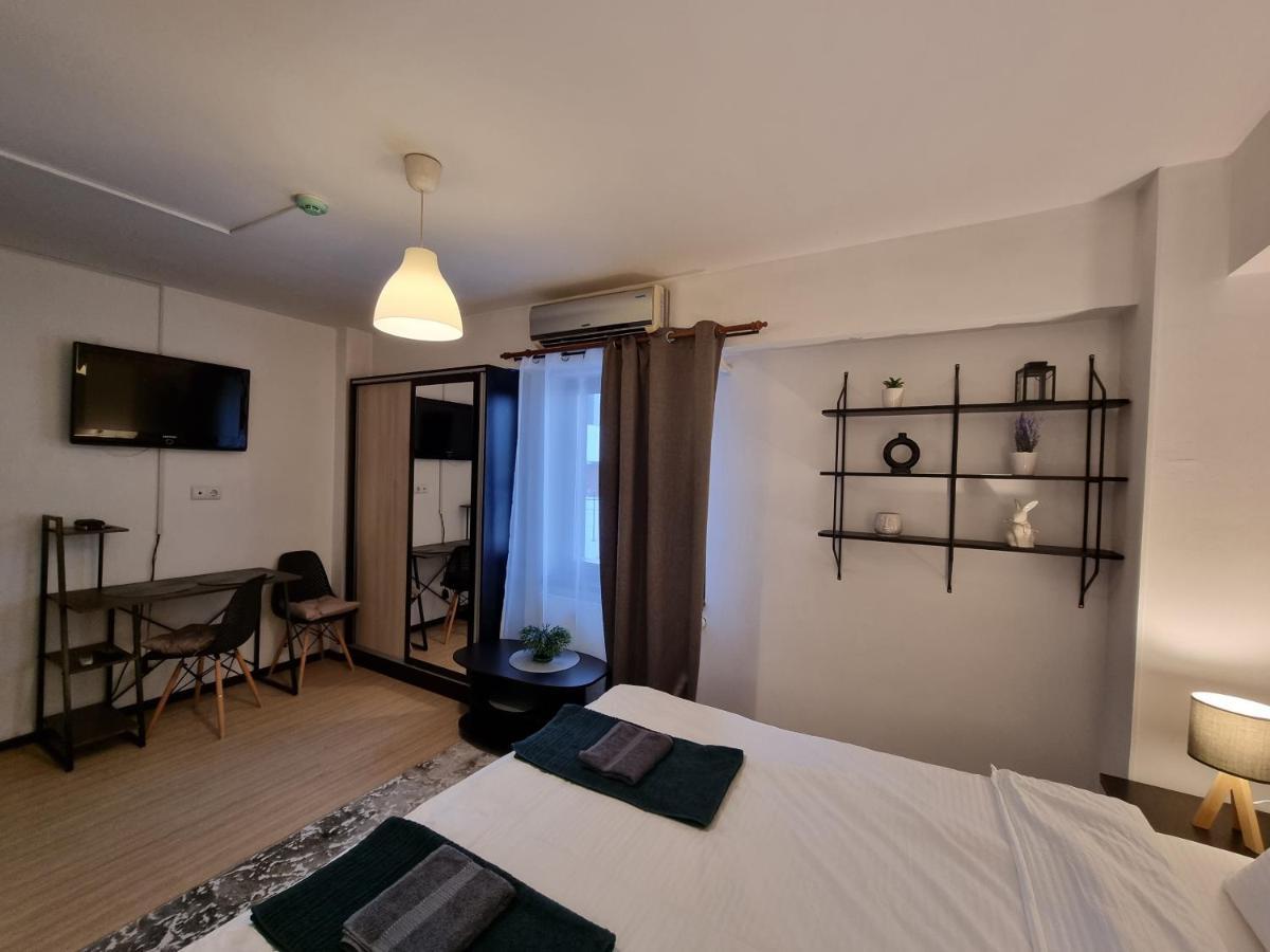 Central & Comfy, Peaceful Apt In יאשי מראה חיצוני תמונה