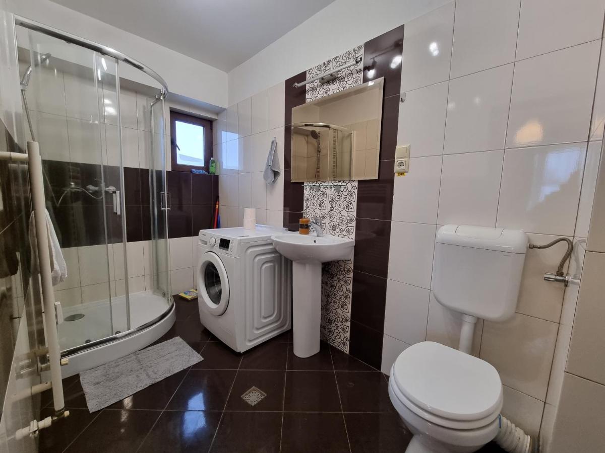 Central & Comfy, Peaceful Apt In יאשי מראה חיצוני תמונה